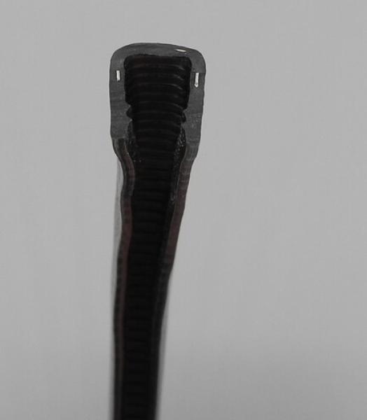 Kantenschutzprofil mit Stahlklemmbett Farbe schwarz KB 6-8mm Höhe 14mm x  Breite 12,5mm - Kantenschutzprofil & Kederband