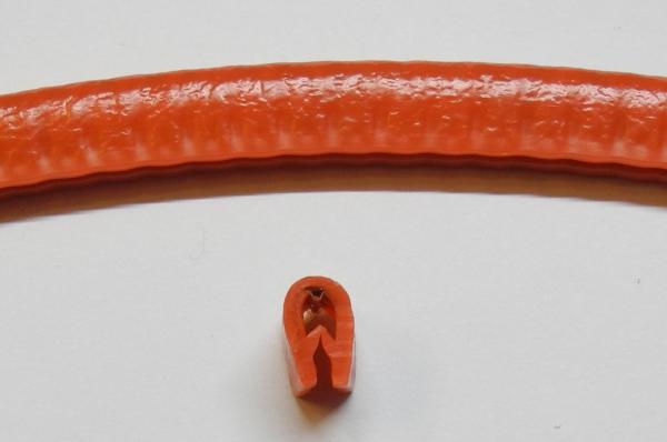 Kantenschutzprofil mit Stahleinlage für 1-2mm Bleche - Farbe Signalorange