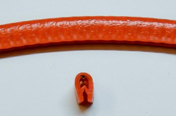 Kantenschutzprofil mit Stahleinlage für 1-2mm Bleche - Farbe Signalorange